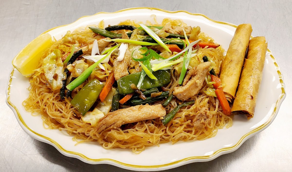 Danalyn's Restaurant/tindahan Asian Market Photos 2